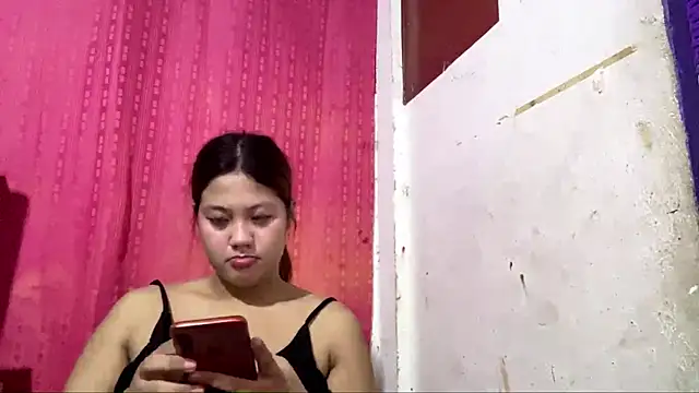 ModestaThurton webcam