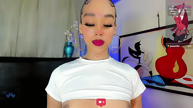 Model: _ChanellR_