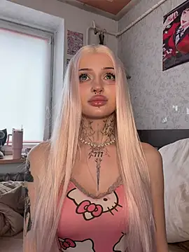 madelinexx live cam on StripChat