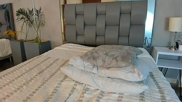 Charlie___Musk webcam