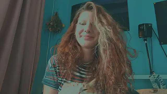 VivienDarkbloom webcam