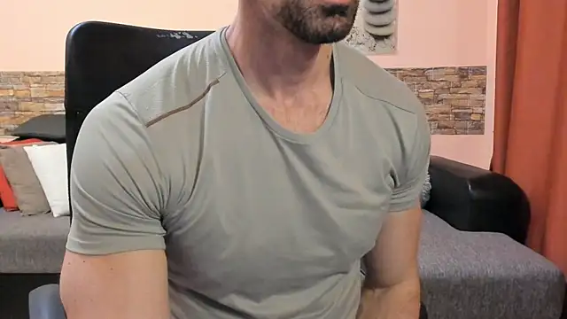 HotHunkTrainer webcam