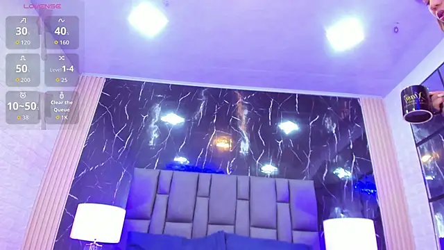 BustyGlow webcam