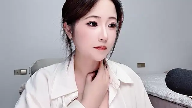 Eva_258899 webcam