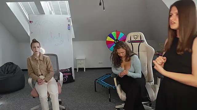 Monika_kiss054 webcam