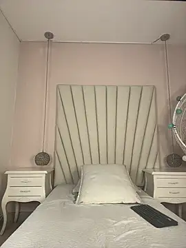 Taylor_gray7 webcam