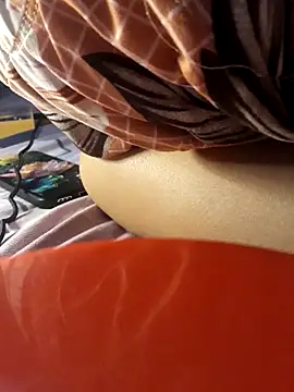 -Tara-a live cam