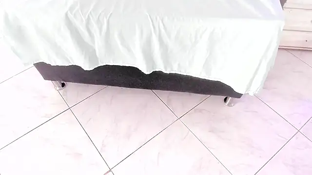 ellieblont webcam