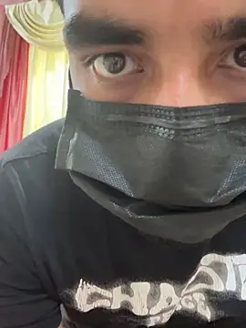 Crazxyhardik36 webcam