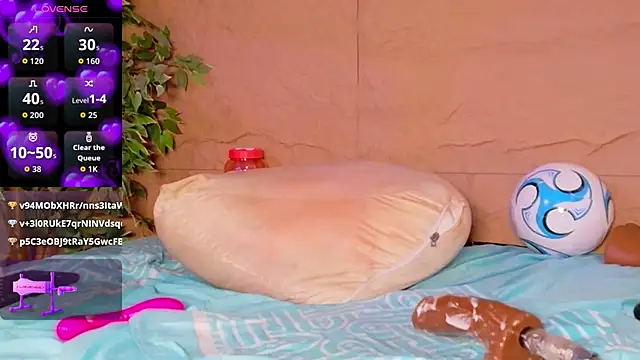 sofi_hill live cam