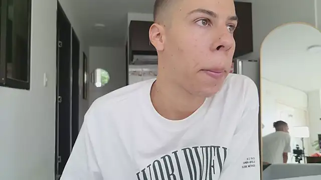 grey___27 live cam
