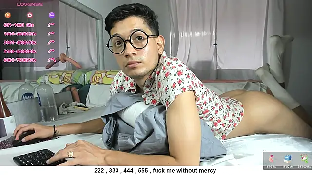 benjamin_buster - Benjamin_Buster's free webcam - UK Sex Cams