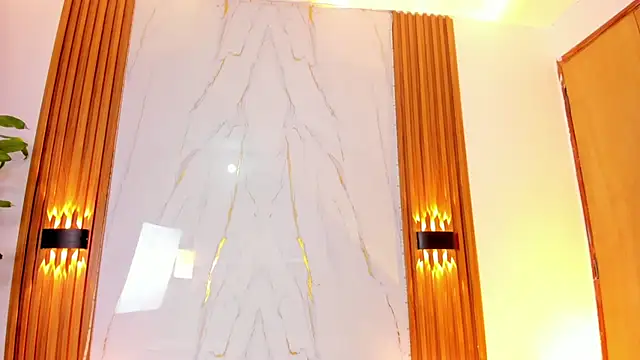 IsabellaMonet webcam