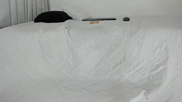 austin_bitch - Austin_Bitch's free webcam - UK Sex Cams