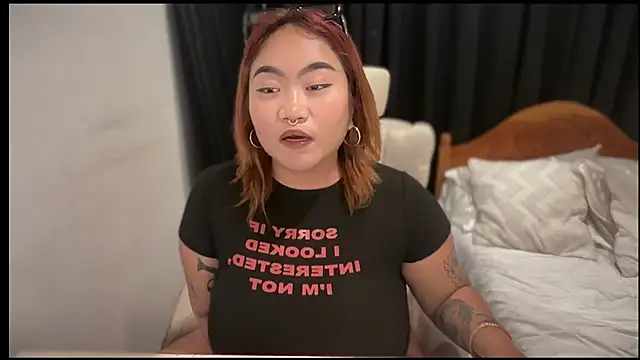 _XXXKittyTingles webcam