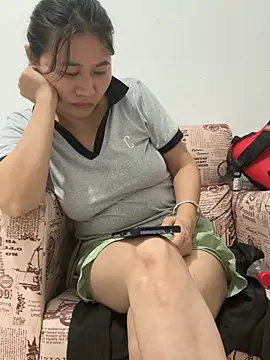 Watch daaqnn live on EroticFlix - High definition streams