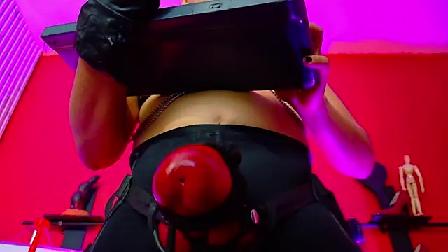 mistressslut1 (F milf) - spit and whip the cock