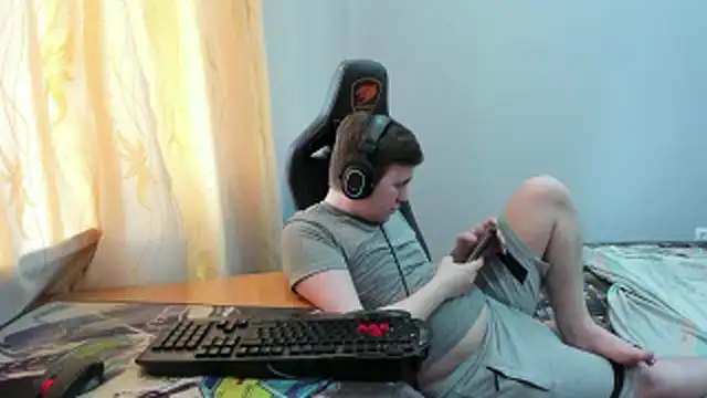 iliaskrislove webcam