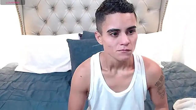 Liiamthompson webcam