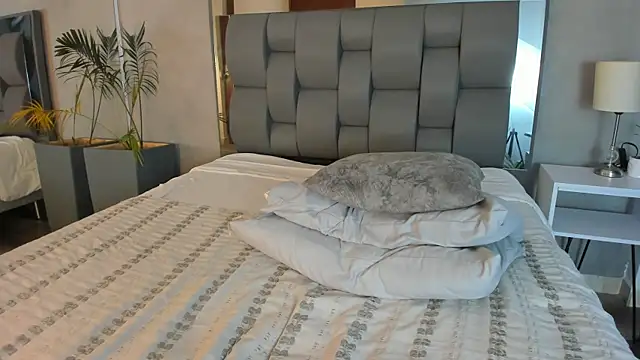 Charlie___Musk webcam