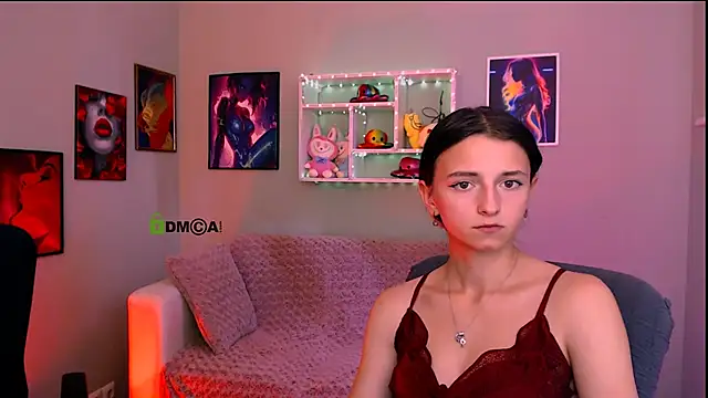 caroline_honeyy webcam