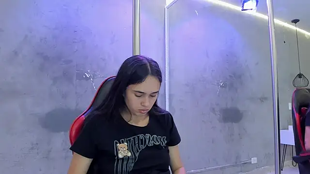alice__susan webcam