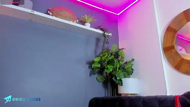 Kira_Exe_ webcam