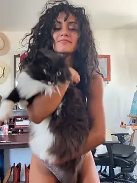 Kittybangerangbang webcam