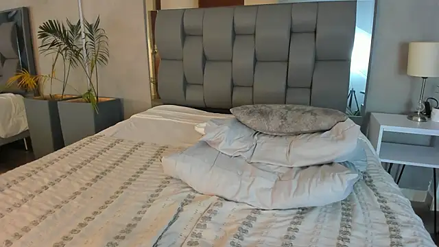Charlie___Musk webcam