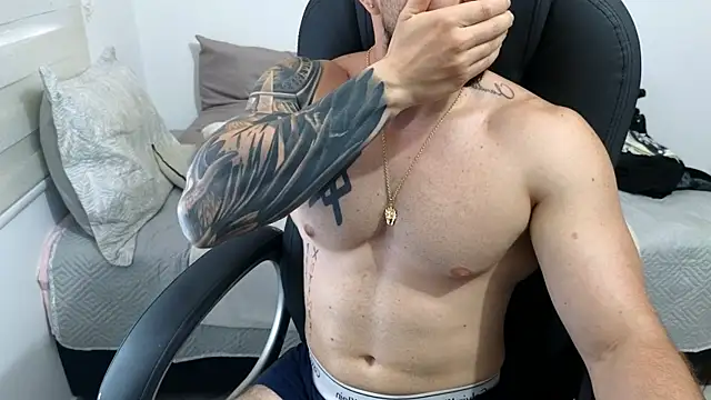 Isaac_Carter webcam