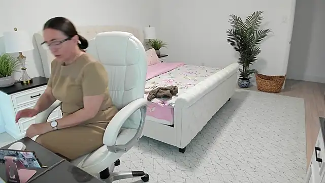 Vika73 webcam