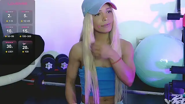 SarahRaynex webcam