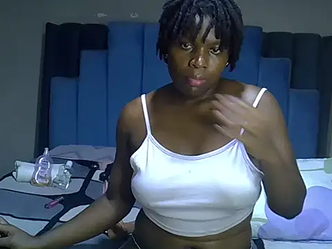 melanin_moon webcam