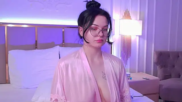 CindyMil webcam