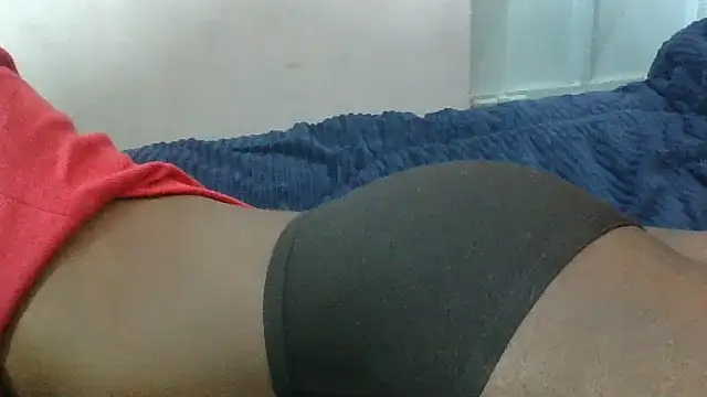Hotbabe2345 webcam