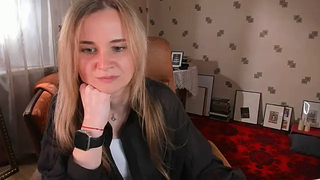 MiaSparkes webcam