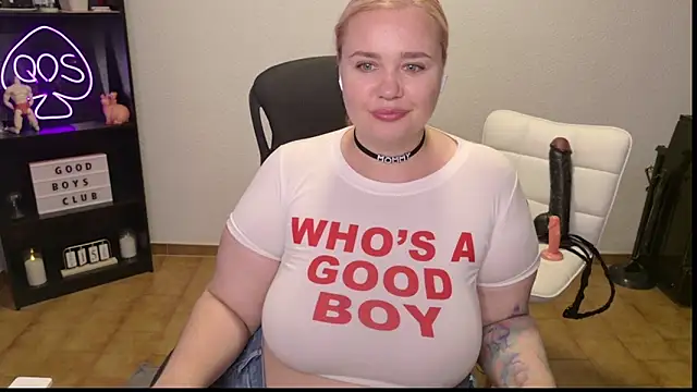 MargotGrey webcam