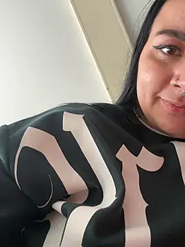 Abril_Luv webcam