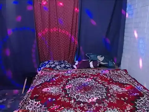 BriannaCruz24 webcam