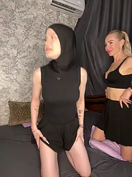 Velvet_Chaos webcam