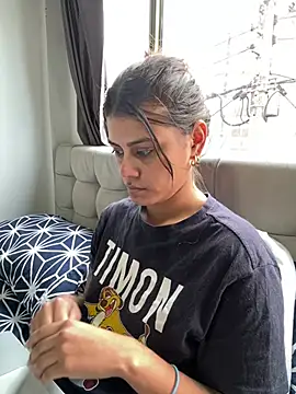 RachelWeisz_ webcam