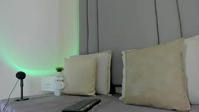 CannelaSmith webcam