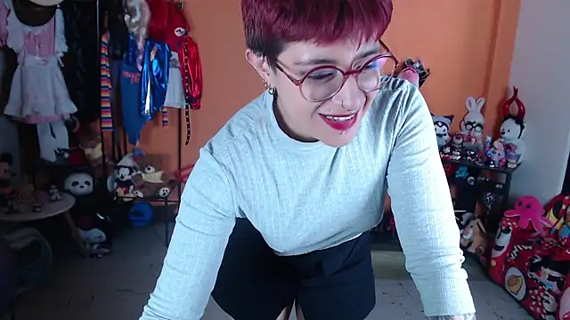 Watch MissMiia2 live on EroticFlix - High definition streams