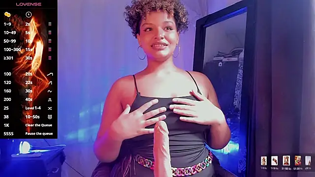 chloe_kisses webcam