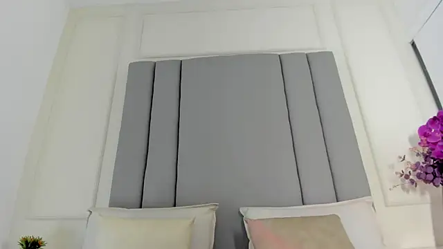 CannelaSmith webcam
