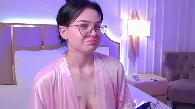 CindyMil webcam