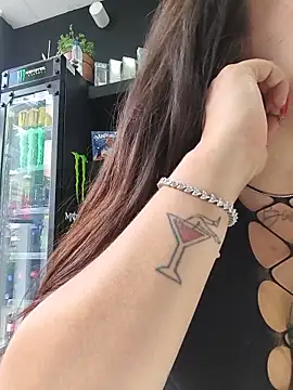 MissNyraSecret webcam