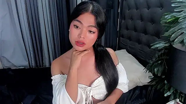AsianHugecockAnna webcam