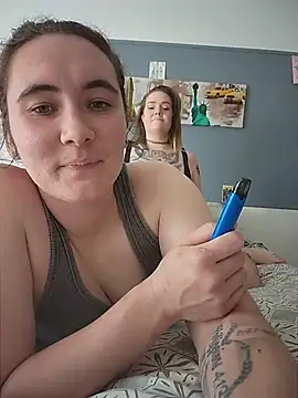 AndHerXO webcam