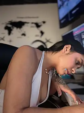 Isabella-Teen webcam